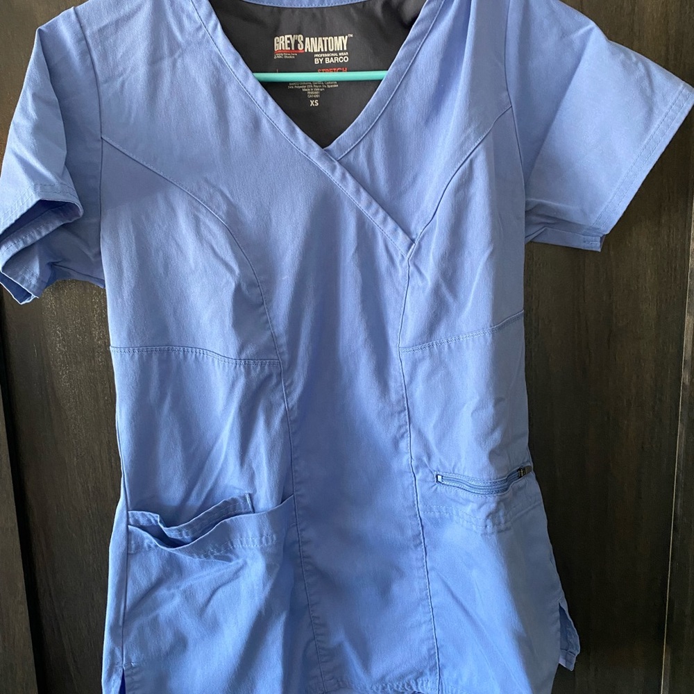 Greys Anatomy Cyan Scrub Top XS